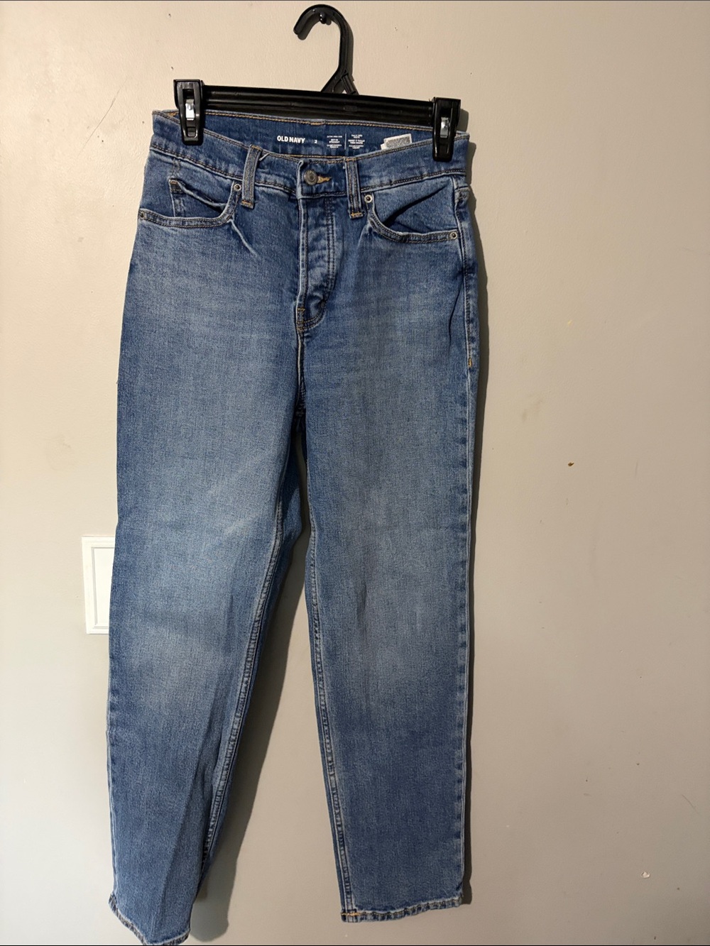 Old Navy Women’s Straight Leg Medium Blue Jeans